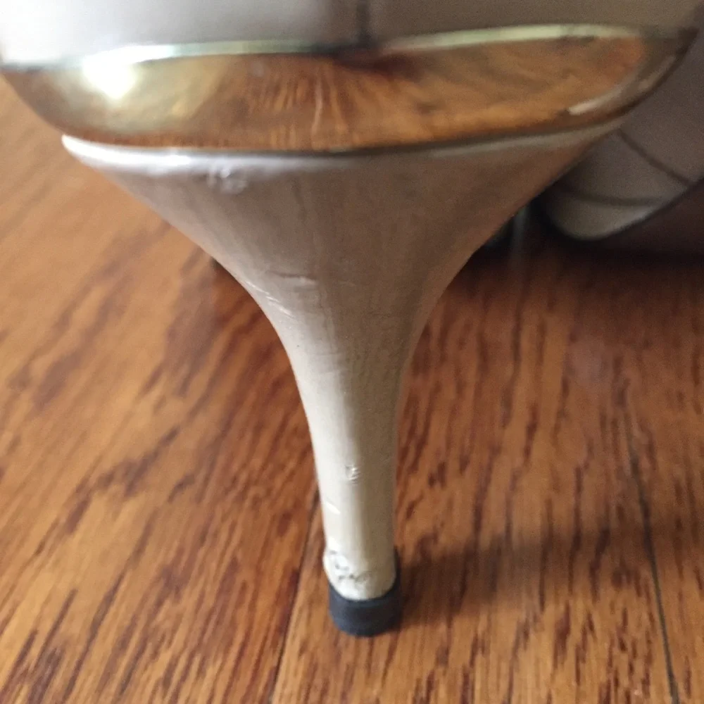 Tahari Wilma High Heels